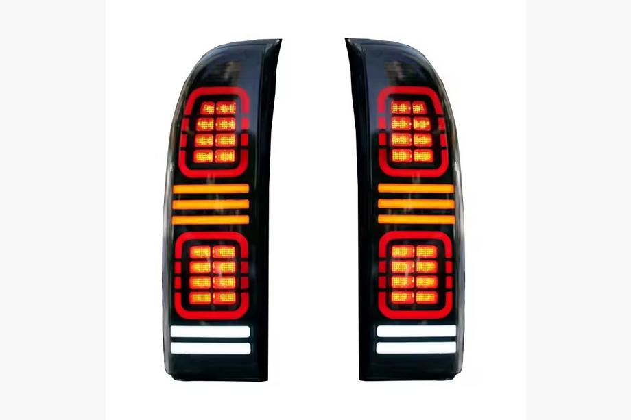 Nissan Patrol Y61 1997-2011 гг. Задние фонари LED Smoke Black (2004-2008, 2 шт) Image