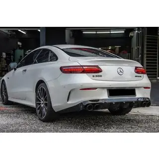 Задний диффузор Black с насадками Black (Дизайн AMG53)