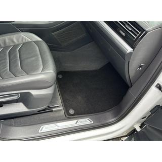 Текстильные коврики Premium (черные) фото 2