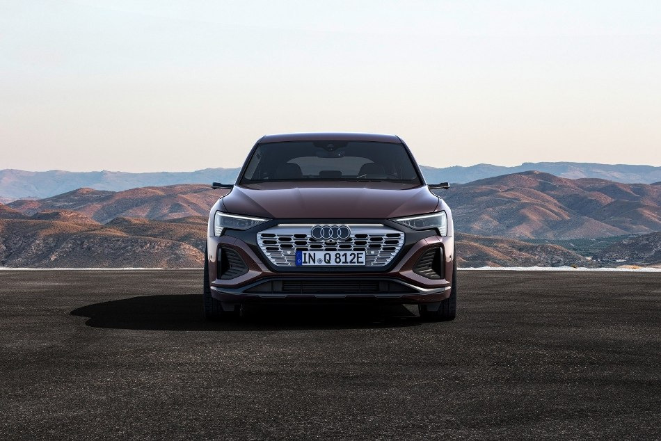 Обзор премиального купеобразного кроссовера Audi Q8 e-tron Sportback