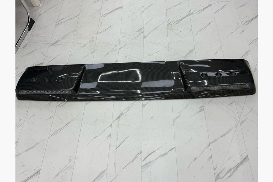 Mercedes G class W463 2018-2024 гг. Козырек BRB Дизайн (Карбон) Image