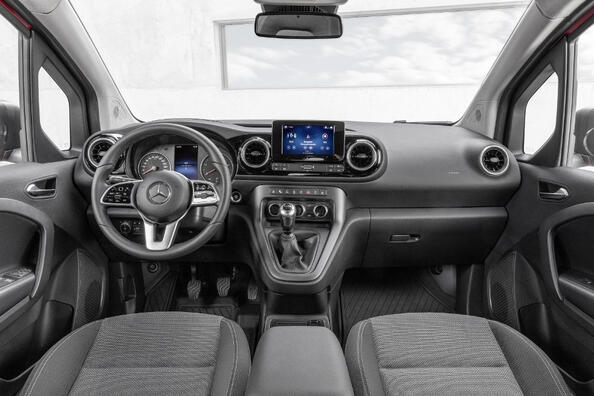Обзор фургона Mercedes-Benz Citan Furgon второго поколения фото 5