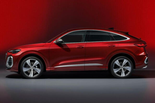 Audi SQ5 Sportback 2025: обзор спортивного кроссовера-купе фото 2