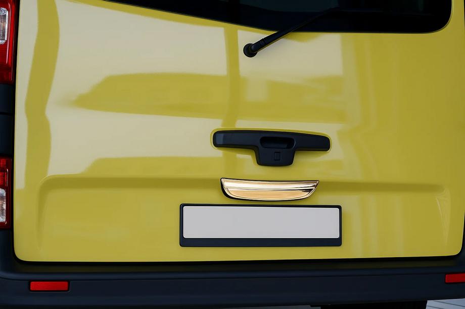 Nissan Primastar 2002-2014 гг. Хромированная накладка над номером (нижняя, нержавейка) Image
