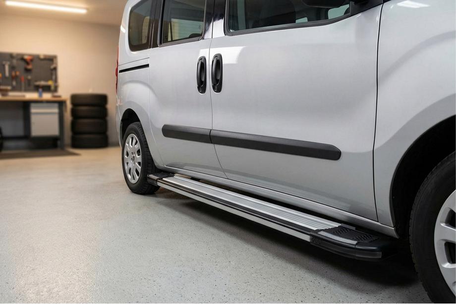 Opel Combo 2012-2018 гг. Боковые пороги Rainbow (2 шт., алюминий) Image