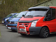 Ford Transit 2000–2014 гг. Козырек на лобовое стекло (черный глянец, 5мм) фото 18