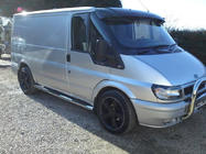 Ford Transit 2000–2014 гг. Козырек на лобовое стекло (черный глянец, 5мм) фото 12