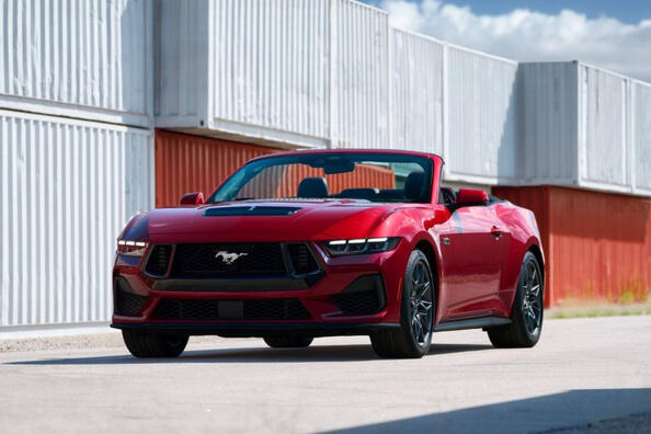 Обзор Ford Mustang Convertible седьмого поколения