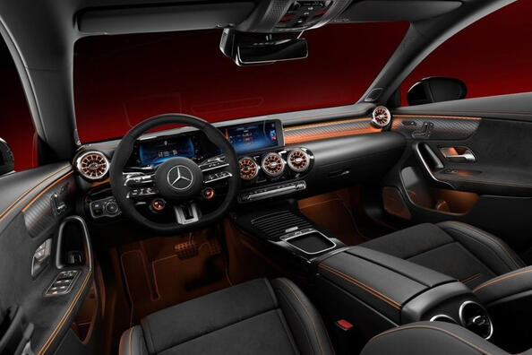 Обзор обновленного универсала Mercedes-Benz CLA Shooting Brake (X118) фото 5
