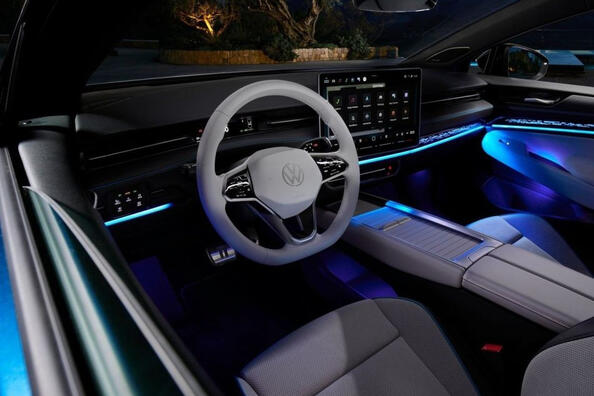 Volkswagen ID.7: технические характеристики, комплектации и особенности дизайна электрического лифтбека фото 5