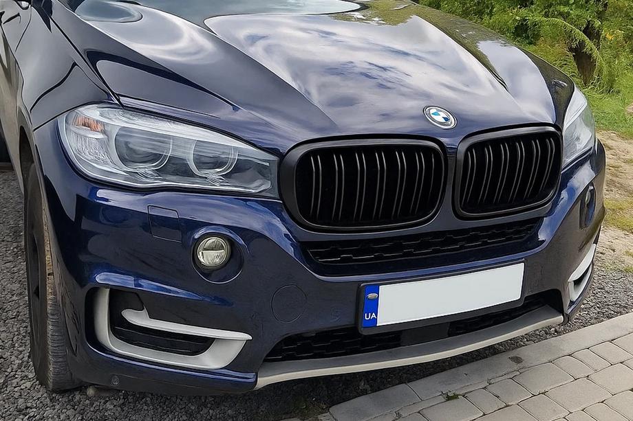 BMW X5 F15 2013-2018 гг. Ноздри M-Look (черный матовый) Image