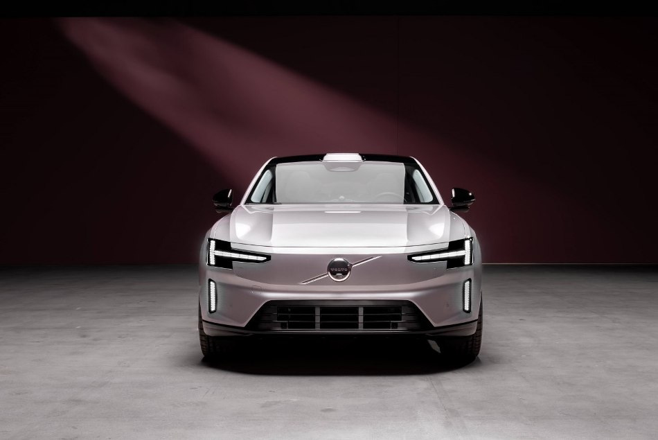 Обзор Volvo ES90: технические характеристики, дальность хода, внешность и салон