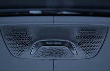 BMW X7 G07 2019- гг. Комплект подсвеченных накладок Bowers&Wilkins фото 2