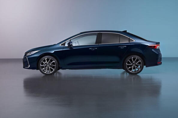 Toyota Corolla: Технические характеристики, комплектации и дизайн фото 4