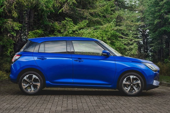 Подробный обзор Suzuki Swift 7: Технические характеристики, комплектации и дизайн фото 2