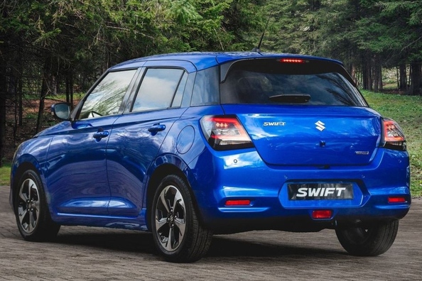 Подробный обзор Suzuki Swift 7: Технические характеристики, комплектации и дизайн фото 3