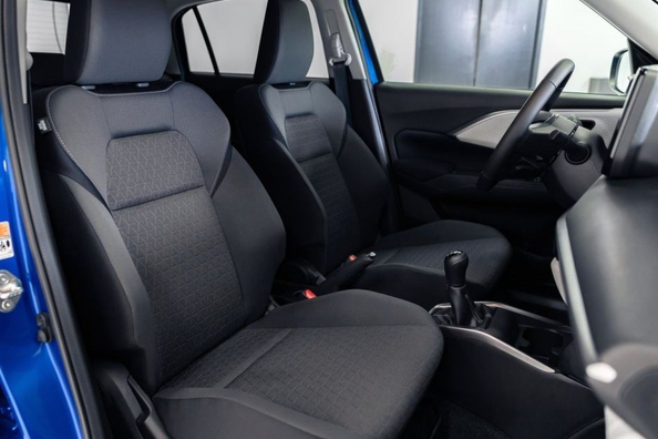 Подробный обзор Suzuki Swift 7: Технические характеристики, комплектации и дизайн фото 6