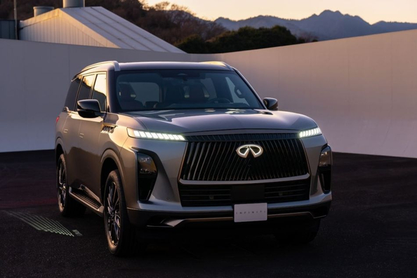 Обзор Infiniti QX80 2025: Роскошь и мощь нового уровня фото 1