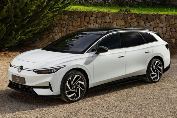 Volkswagen ID.7 Tourer: Электрический универсал для дальних поездок фото 4