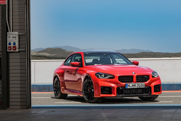 BMW M2 Coupe (G87) 2025: Обзор компактного мощного купе