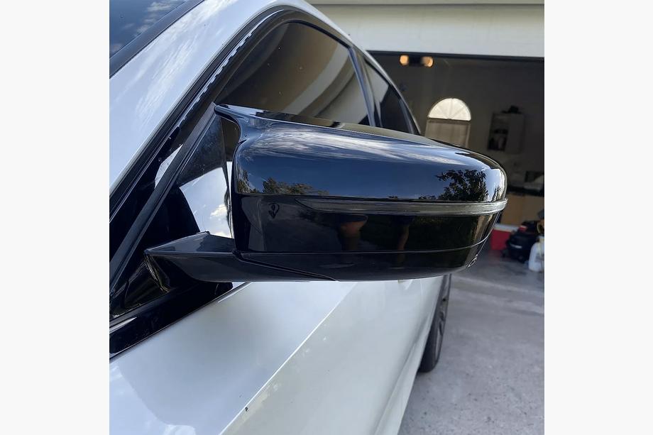 BMW 8 серия G14/G15/G16 2018- гг. Накладки на Зеркала M-Look (с Защелками, 2 шт) Image