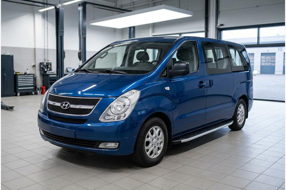Hyundai H300, H1, Starex 2008-2020 гг. Боковые Подножки Fullmond (2 шт, алюминий) Image