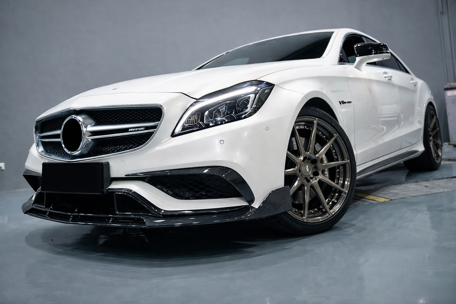 Mercedes CLS C218 2011-2018 гг. Накладка на передний бампер Lip V2 (для CLS63 AMG SD 2015-2018, Карбон) Image