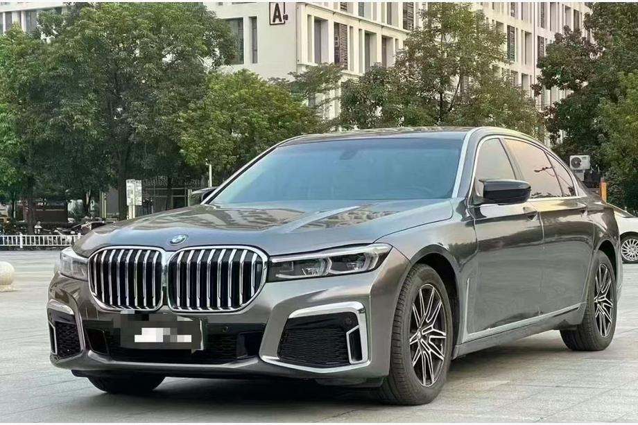 BMW 7 серия F01/F02 2008-2015 гг. Комплект рестайлинга в G12 M760 (без замены крышки багажника и задних крыльев) Фото 2