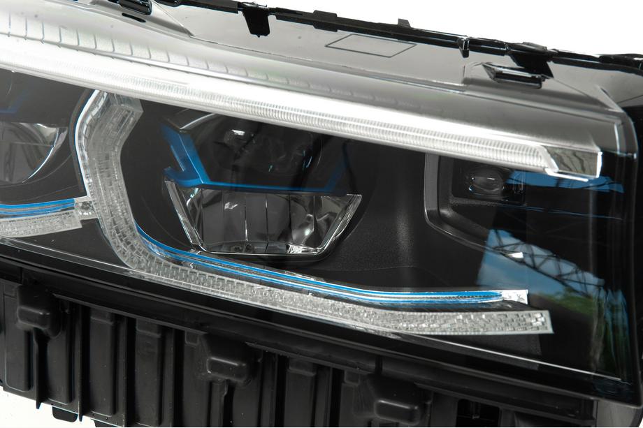 BMW 7 серия F01/F02 2008-2015 гг. Комплект рестайлинга в G12 M760 (без замены крышки багажника и задних крыльев) Фото 10