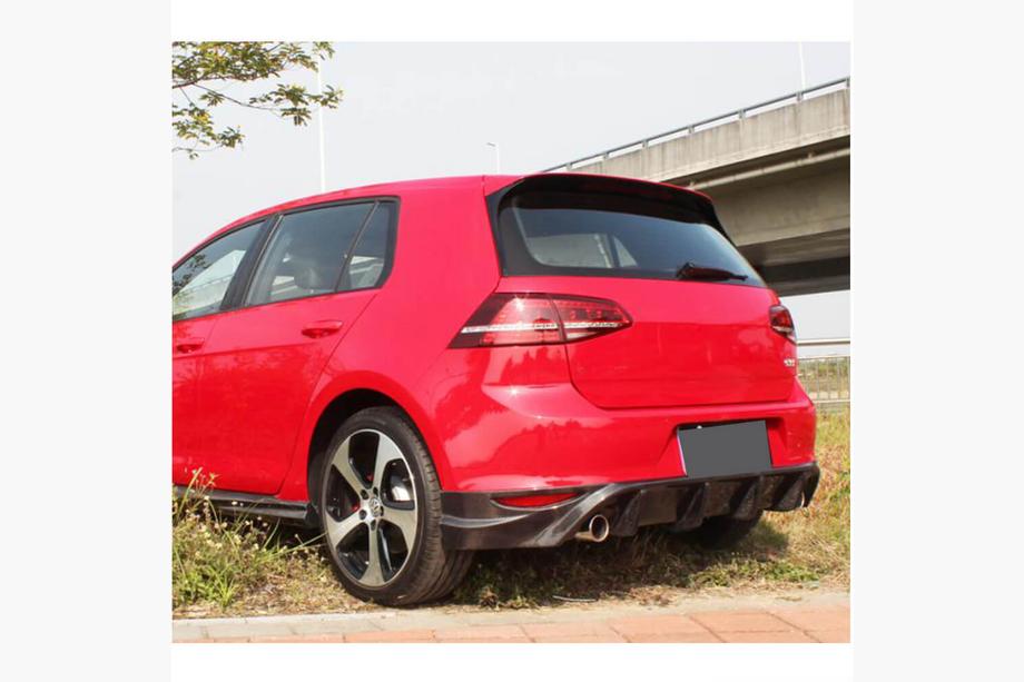 Volkswagen Golf 7/E-Golf 2012-2020 гг. Диффузор заднего бампера V1 (для Base/GTI HB 2012-2017, Карбон) Фото 3