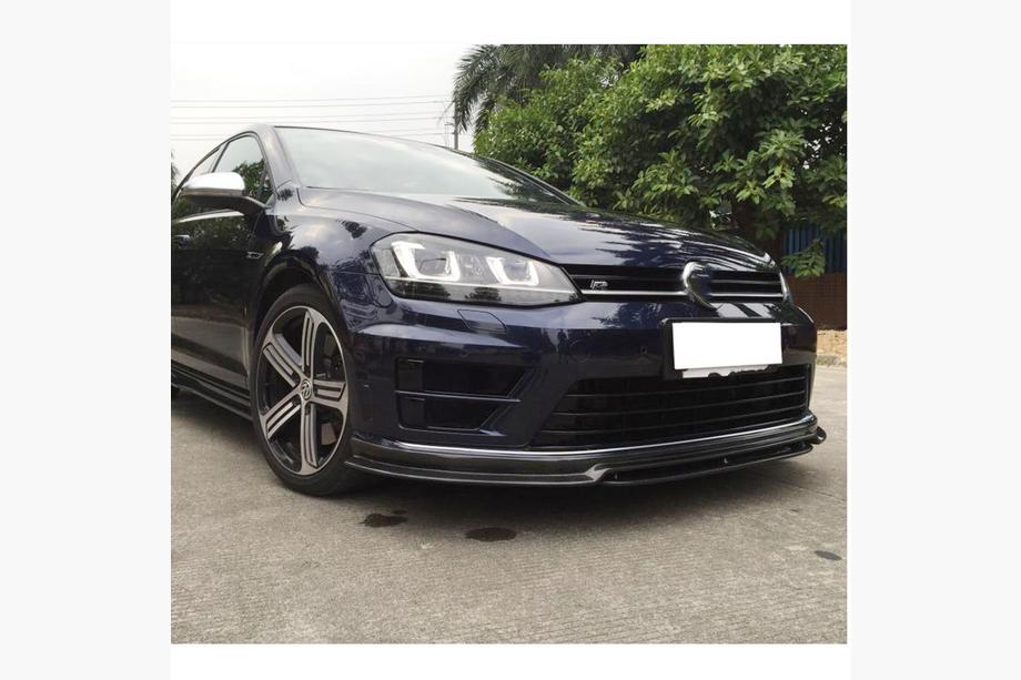 Volkswagen Golf 7/E-Golf 2012-2020 гг. Накладка на передний бампер Lip (для R/R-Line 2012-2017, Карбон) Фото 2