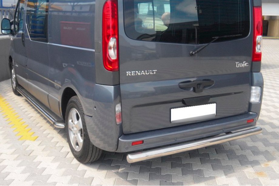 Renault Trafic 2001–2015 гг. Задняя защита AK002 (нерж. сталь) Image
