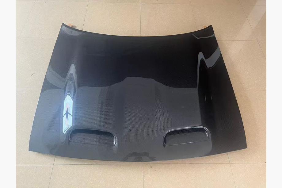 Dodge Challenger 2008-2023 гг. Капот (Карбон) Image