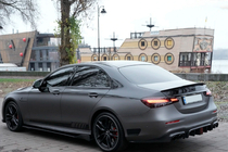 Mercedes E-class W213 2016-2023 гг. Карбоновые накладки на передние крылья фото 7