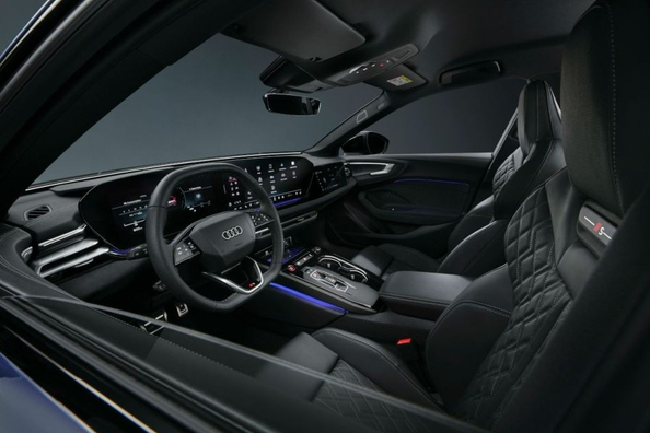 Audi S5 2024: спортивная элегантность нового поколения фото 5