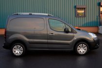 Peugeot Partner Tepee 2008-2018 гг. Рейлинги Skyport (серый матовый) фото 6