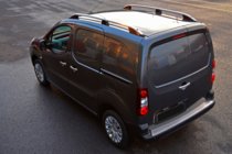 Peugeot Partner Tepee 2008-2018 гг. Рейлинги Skyport (серый матовый) фото 5