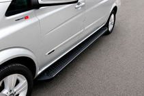 Mercedes Viano 2004-2014 гг. Боковые Подножки Тип X5 Черные (2 шт, Алюминий) фото 1