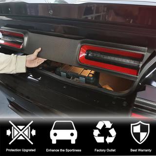 Накладка на крышку багажника (2015-2023, Карбон) Dodge Challenger 2008-2023 гг. фото 2
