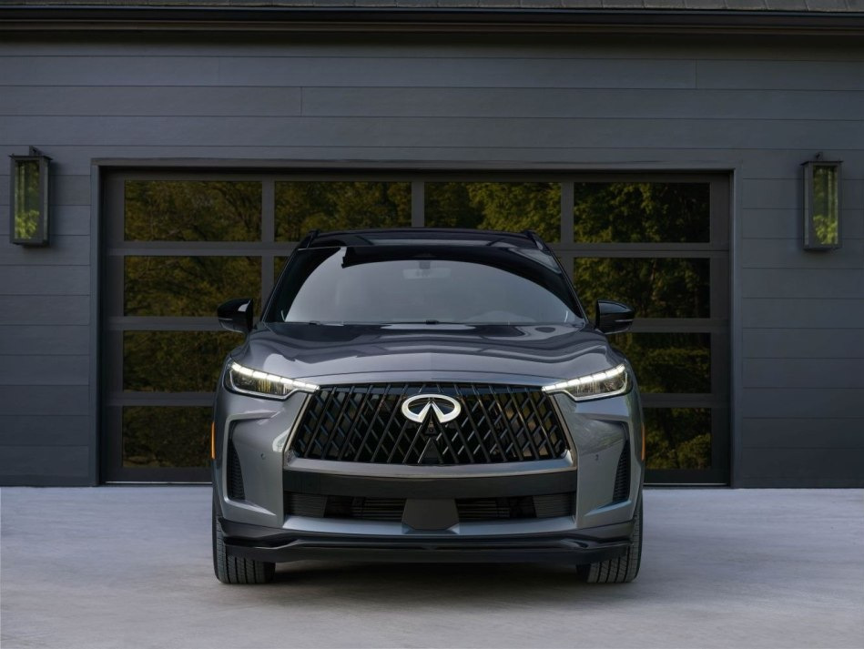 Обзор Infiniti QX60 2025: Обновленный стиль и технологии