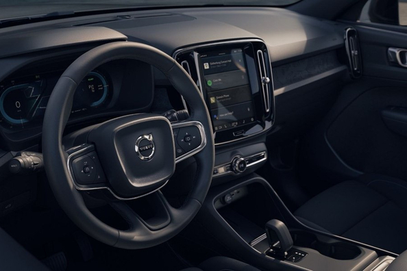 Обзор Volvo EX40: технические характеристики, запас хода и прочее фото 5