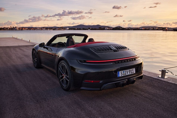 Обзор Porsche 911 Carrera Cabriolet 2024: Технические характеристики автомобиля фото 4