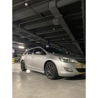 Боковые пороги HB/SW (грунтованные под покраску) Opel Astra J 2009-2015 гг. фото 2