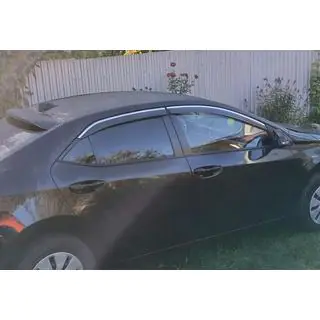 Ветровики с хромированным молдингом Niken Luxury (4 шт) Toyota Corolla 2013-2019 гг. фото 1