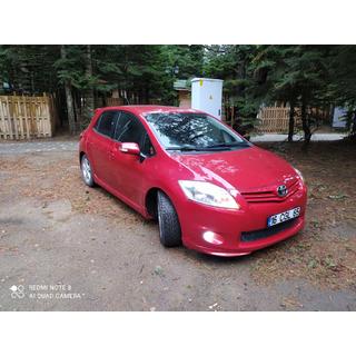 Боковые пороги (грунтованные под покраску) Toyota Auris 2007-2012 гг. фото 2
