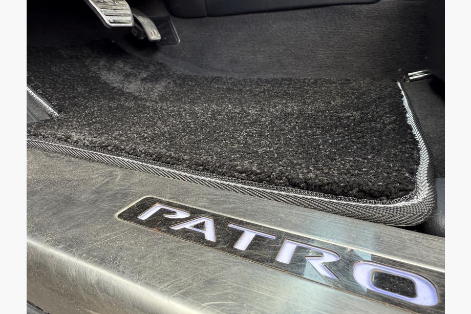 Nissan Armada 2016-2024 гг. Текстильные коврики Deluxe (3 ряда, Черный) Фото 6