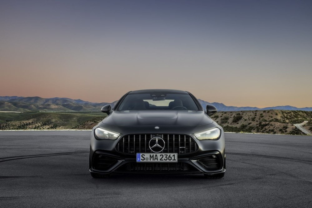 Mercedes-Benz CLE 53 Coupe AMG: Спорт и роскошь