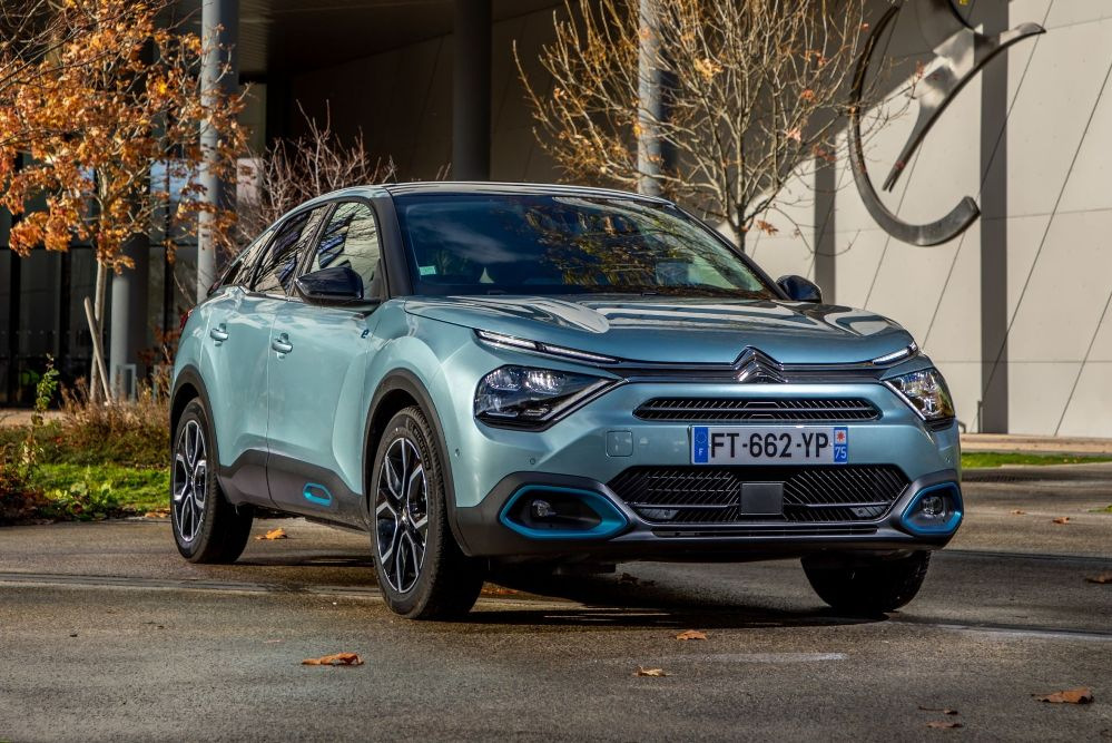 Citroen e-С4: Обзор электрохэтчбека с акцентом на комфорт
