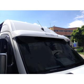Дефлектор лобового стекла V1 (под покраску, на клей) Volkswagen Crafter 2006-2016 гг. фото 1