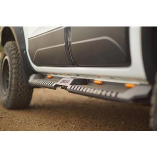 Боковые пороги Dakar V2 с LED (2 шт, металл) фото 1